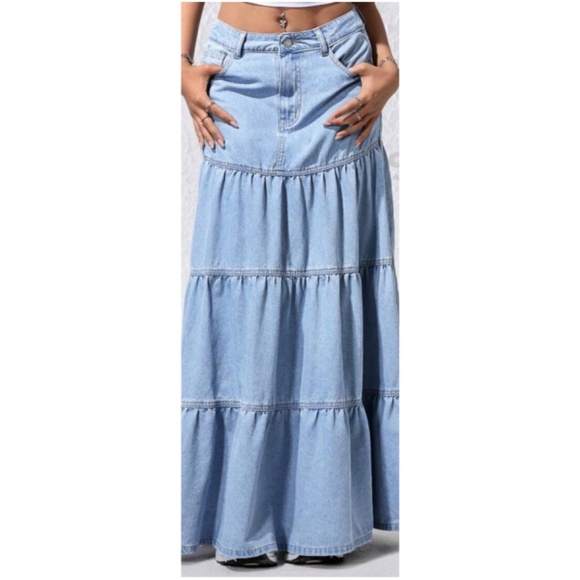 Light Wash Denim Jean Pockets Ruffle hem maxi Skirt - Picture 1 of 5